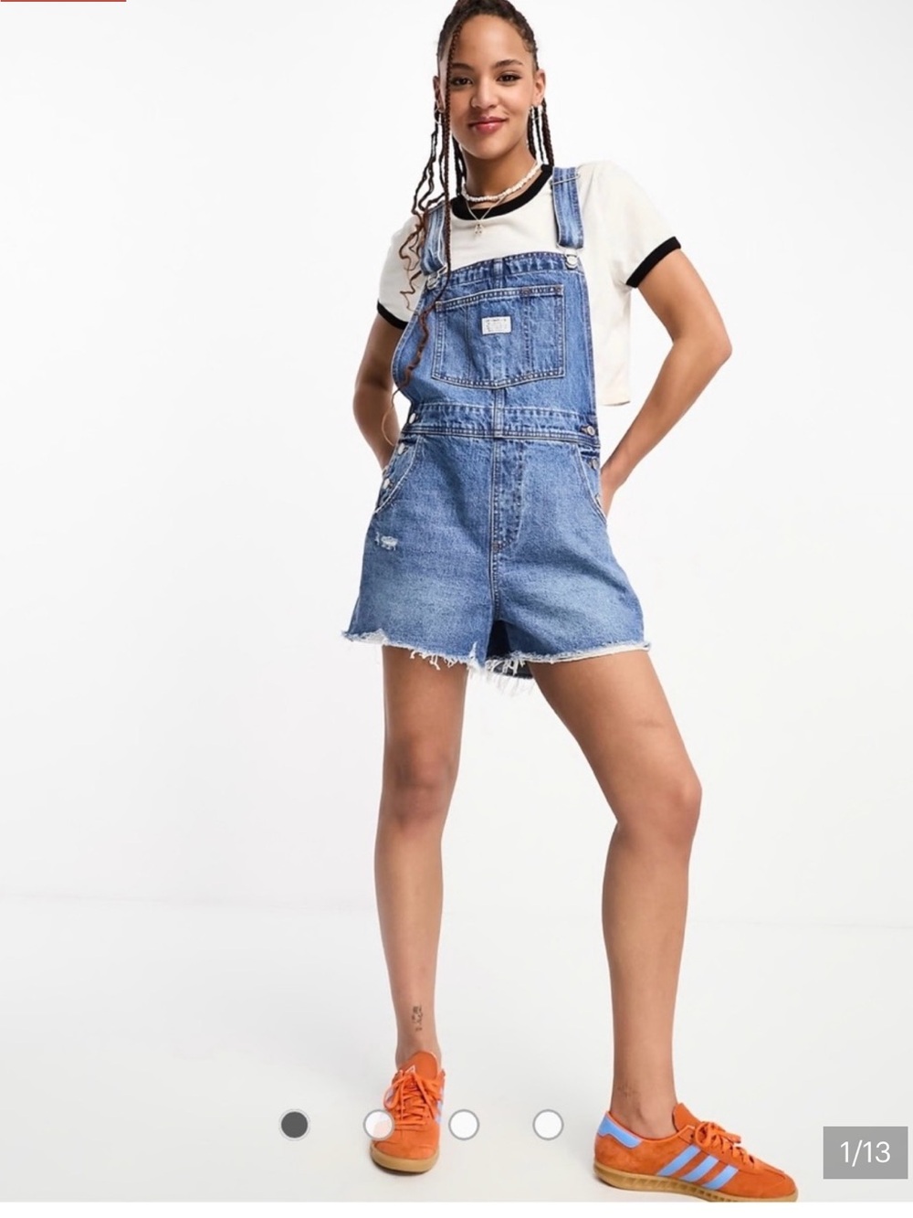 LEVIS PREMIUM VINTAGE WOMENS
SHORTALLS FRAY HEM MEDIUM MEADOW GAMES WASH NEW SzL